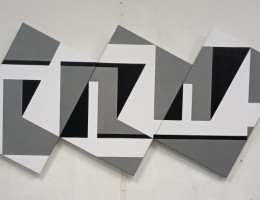 Z.T., drieluik zwart-grijs-wit)